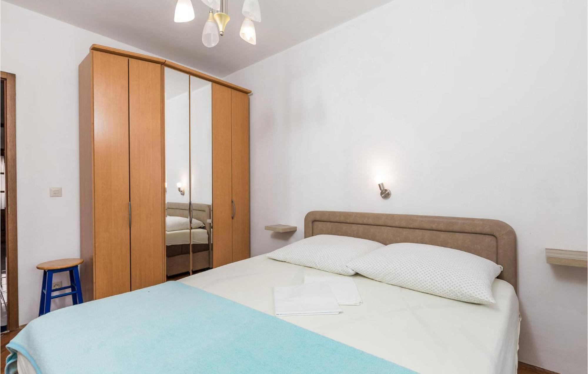 Nice Apartment In Sv,Juraj With Kitchen Sveti Juraj Exterior photo