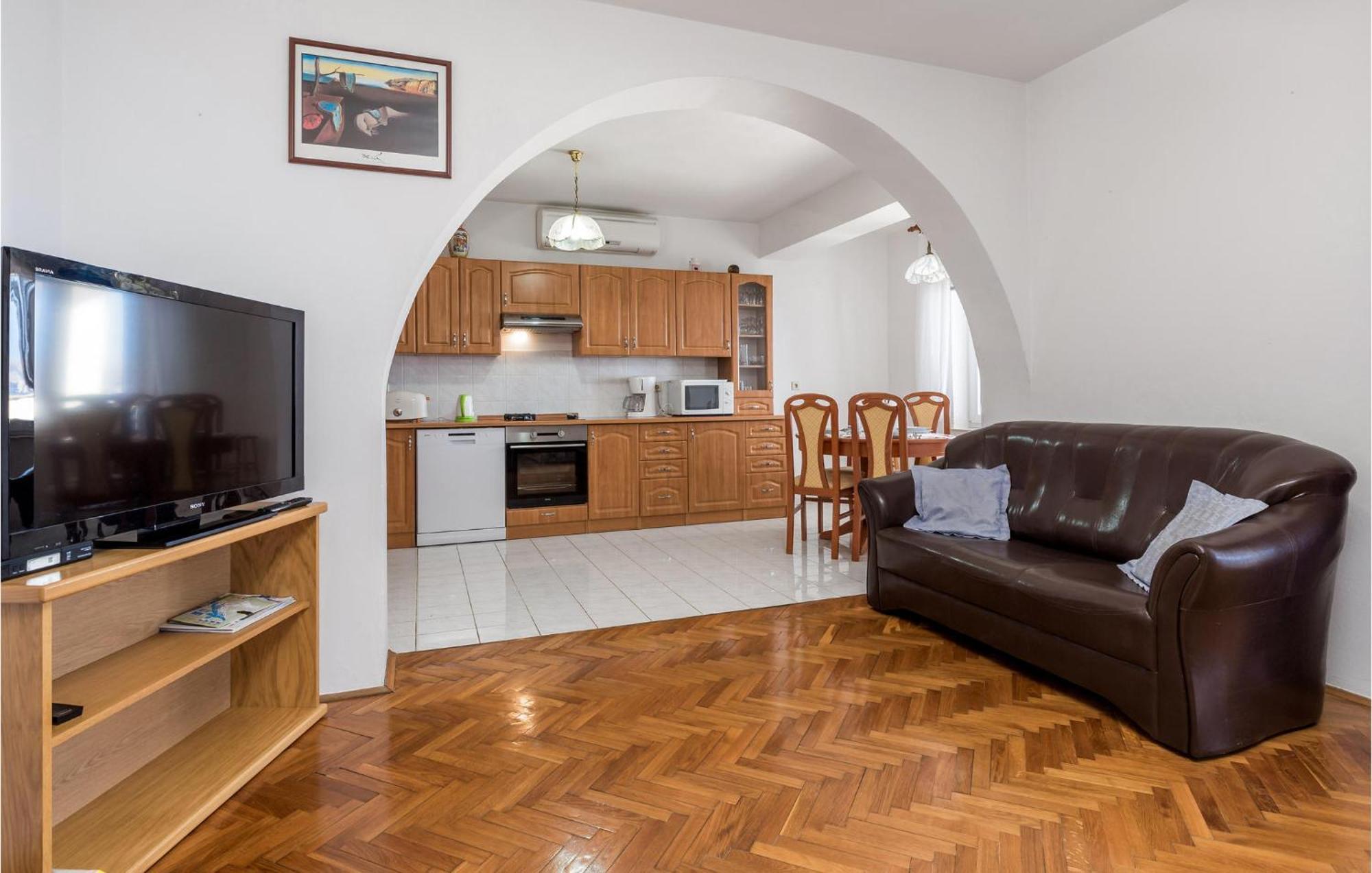 Nice Apartment In Sv,Juraj With Kitchen Sveti Juraj Exterior photo
